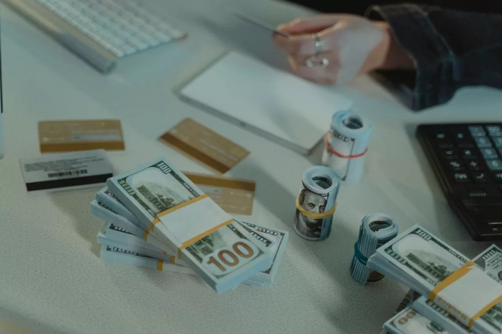 Navigating the Waters: Your Guide to a $10,000 Emergency Loan